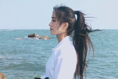 关于感悟人生的心情空间说说 最怕一开始就特别热情的人