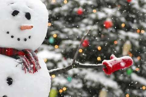 2018朋友圈下雪说说心情短语 和你迎接这个冬天的第一场雪